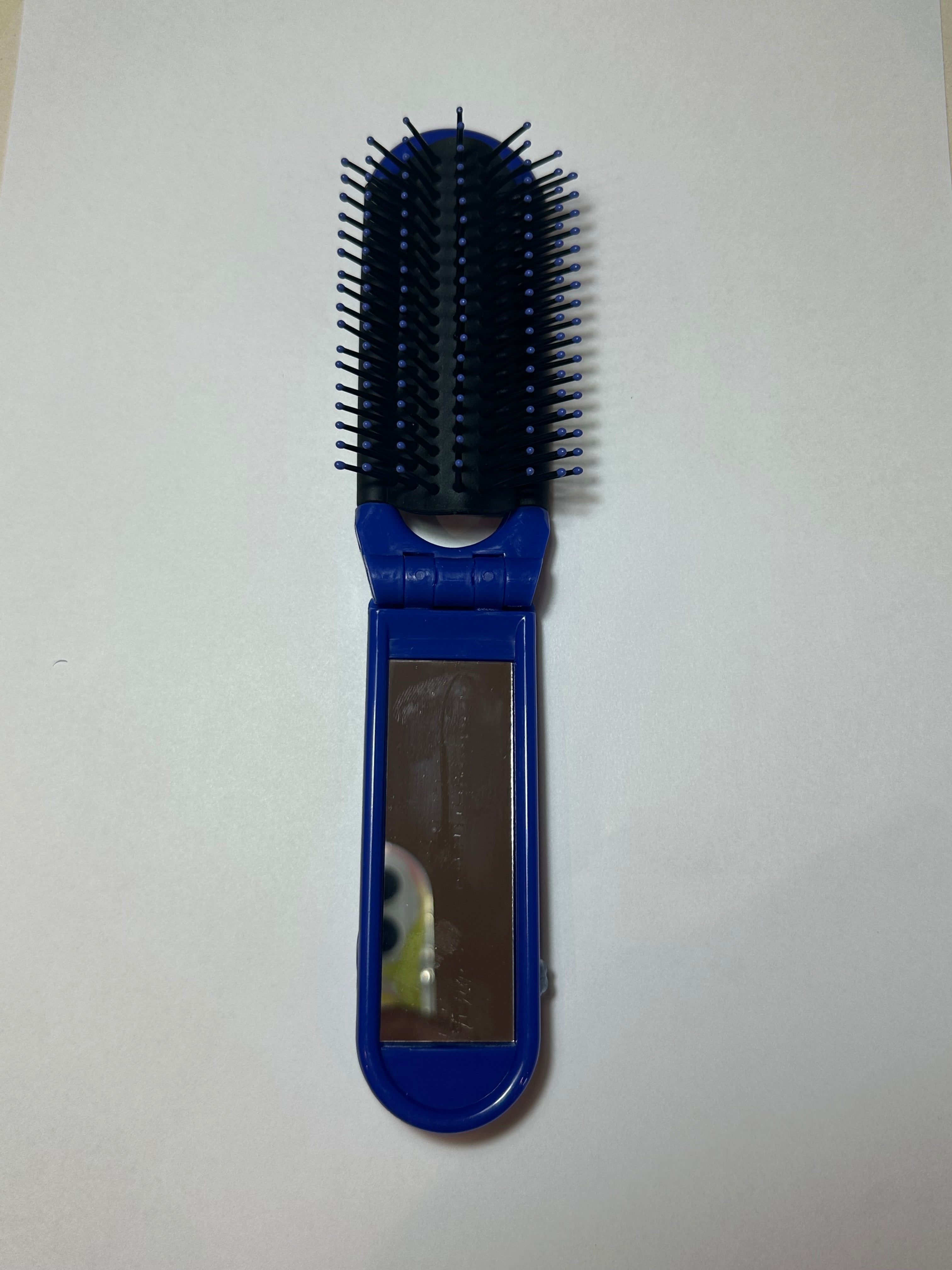 Folding Brush With Mirror