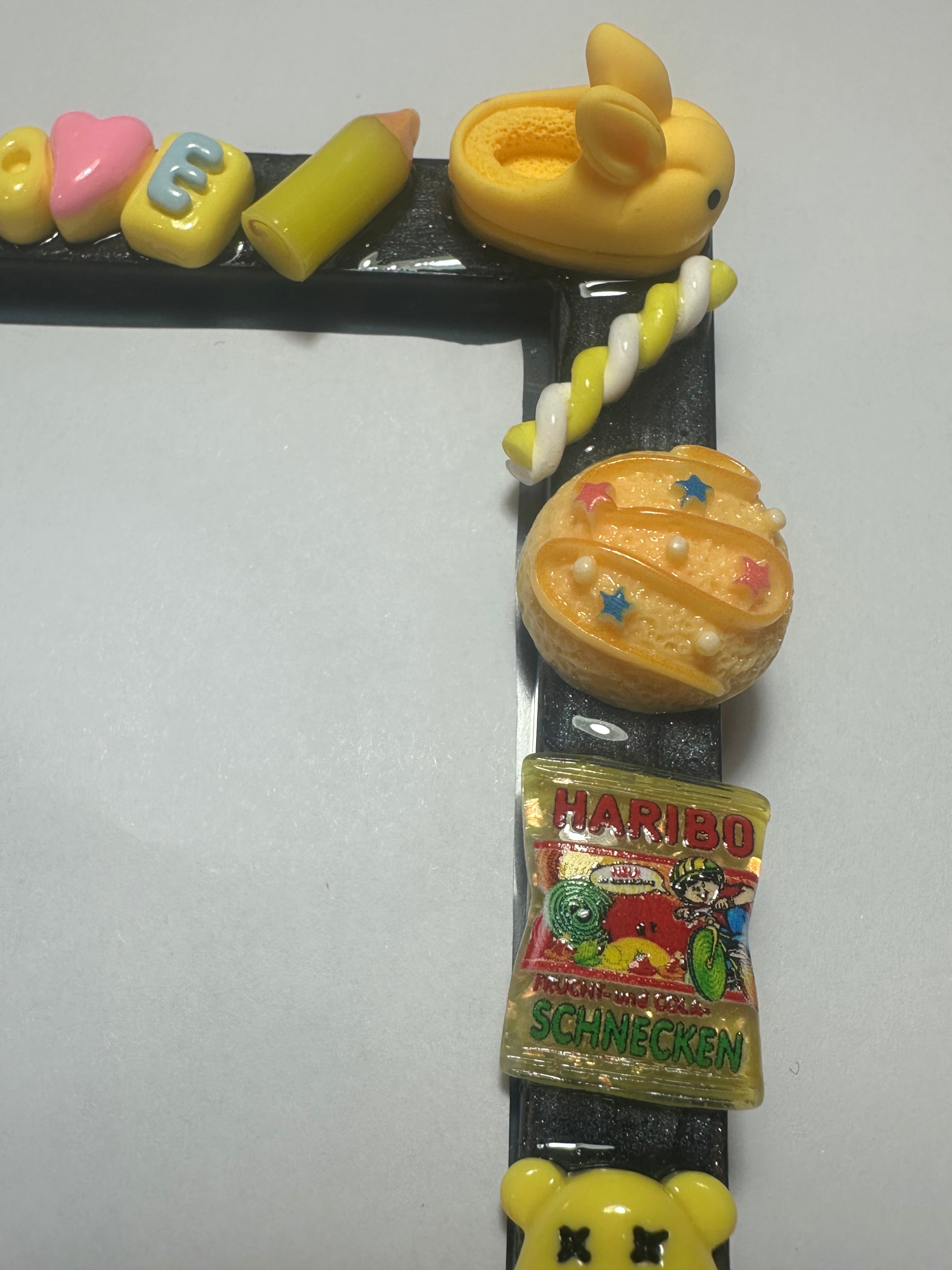 Handmade Resin Photo Frame – Candy Charm Decor