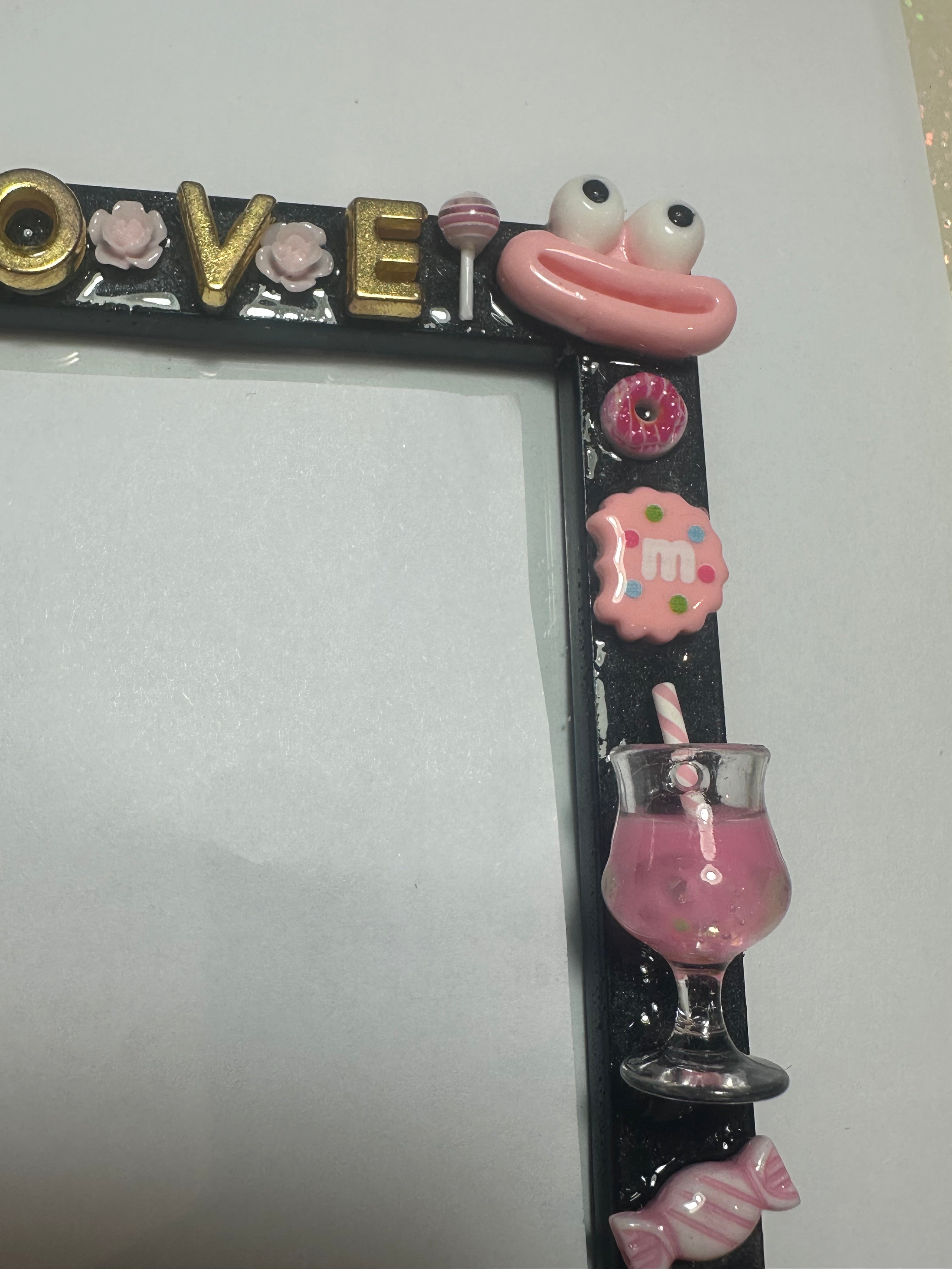 Handmade Resin Photo Frame – Candy Charm Decor