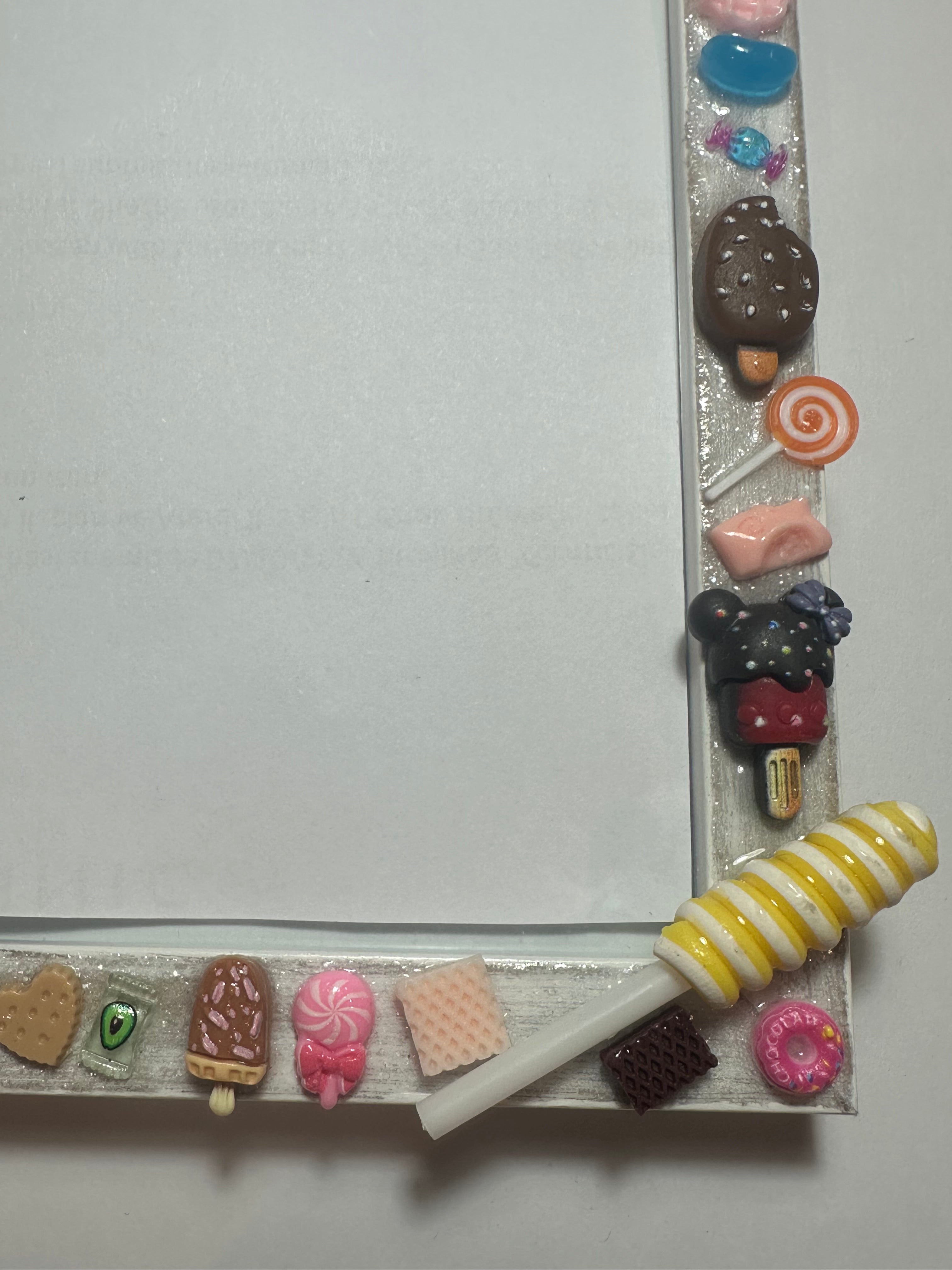 Handmade Resin Photo Frame – Candy Charm Decor