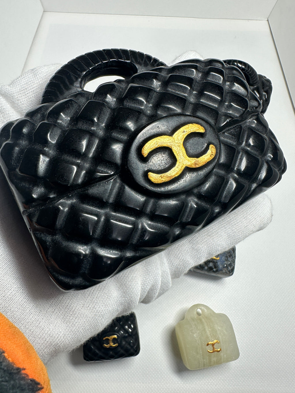 Obsidian HandBag Carving Large